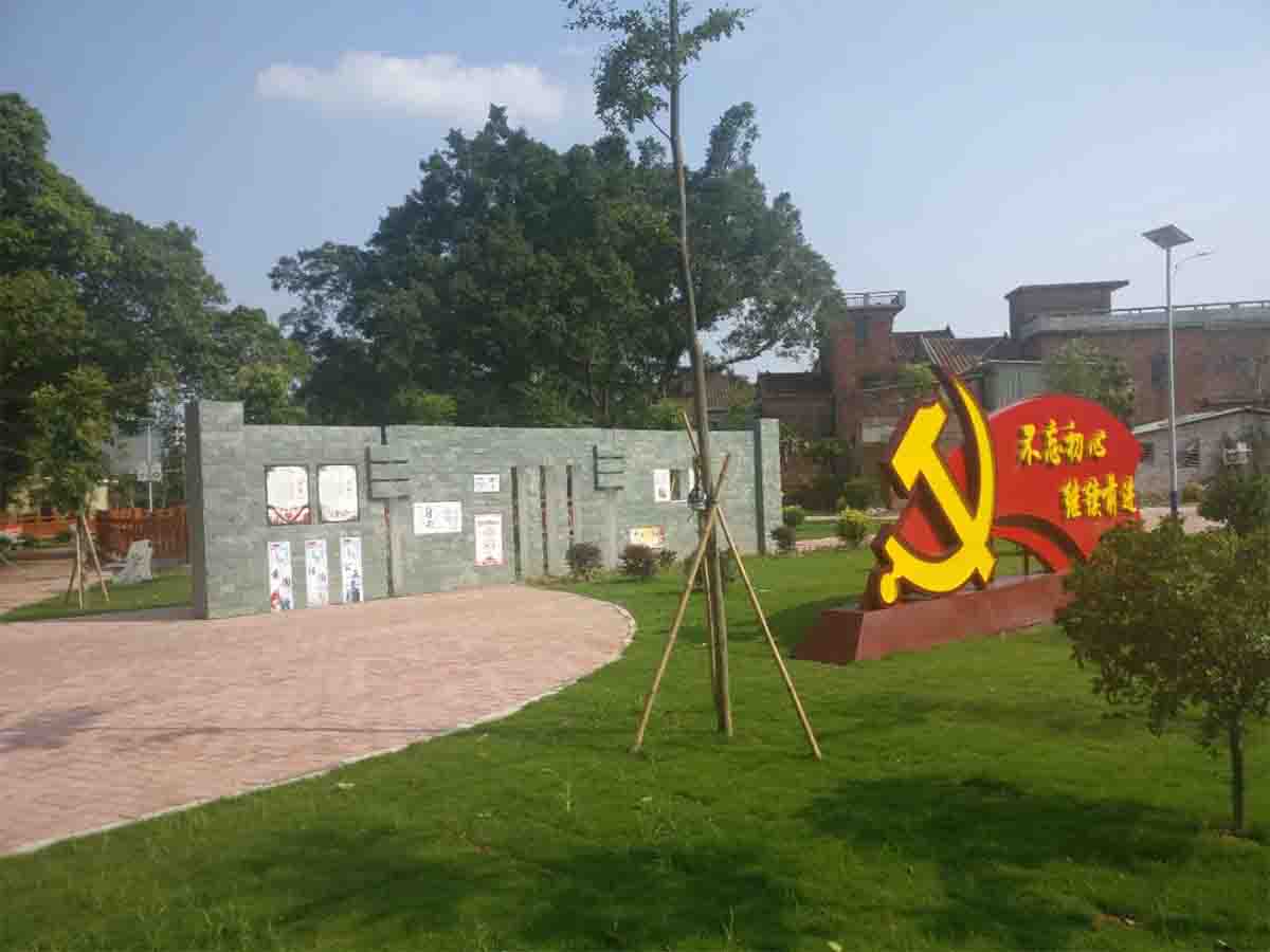 �����Ҹ���ӽ����ж����㼰��Ŀ���