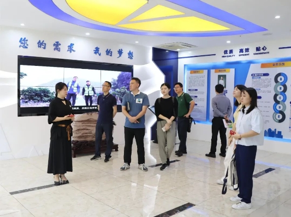 ����ӭ�ӹ��žּ���ҵ�����Ÿ����ι۵�����ũ�㳡