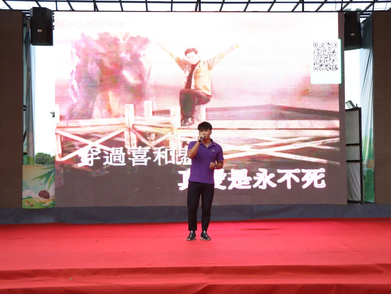 1695029201614792 1695029201614792